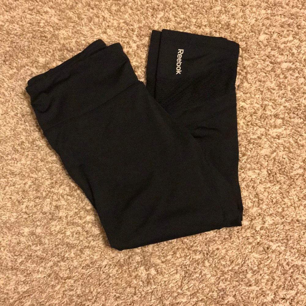 cropped reebok leggings